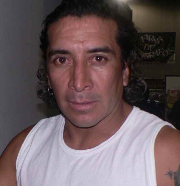 Wrestler Mike Segura (Miguel  Angel Nava)