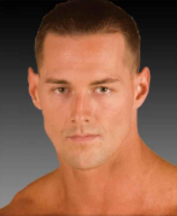 Wrestler Lift Sawyer (Aaron  Reed)