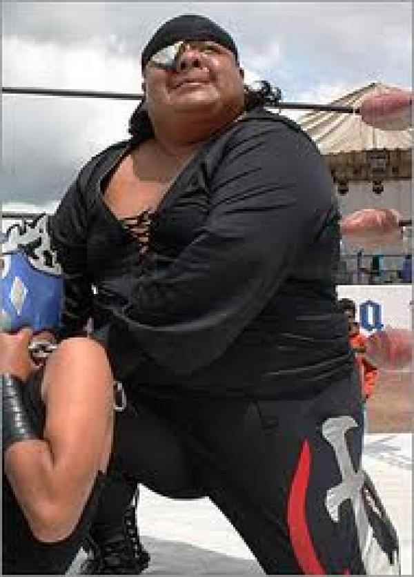 Wrestler Piratita Morgan (Raymundo  Rodriguez)