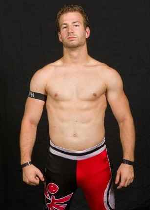 Wrestler Player Dos (Marc  Dionne)