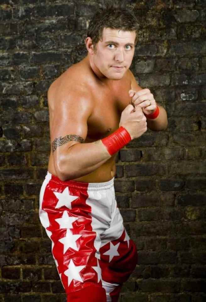 Wrestler Dean Allmark (Dean  Allmark)