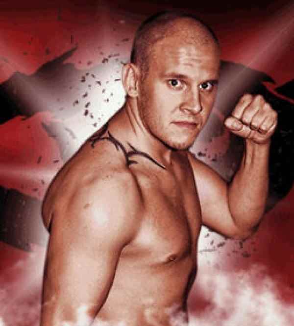Wrestler Derek Ryze