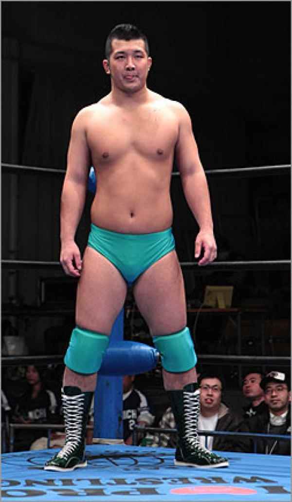 Wrestler Yasufumi Nakanoue (Osamu  Nakagami)